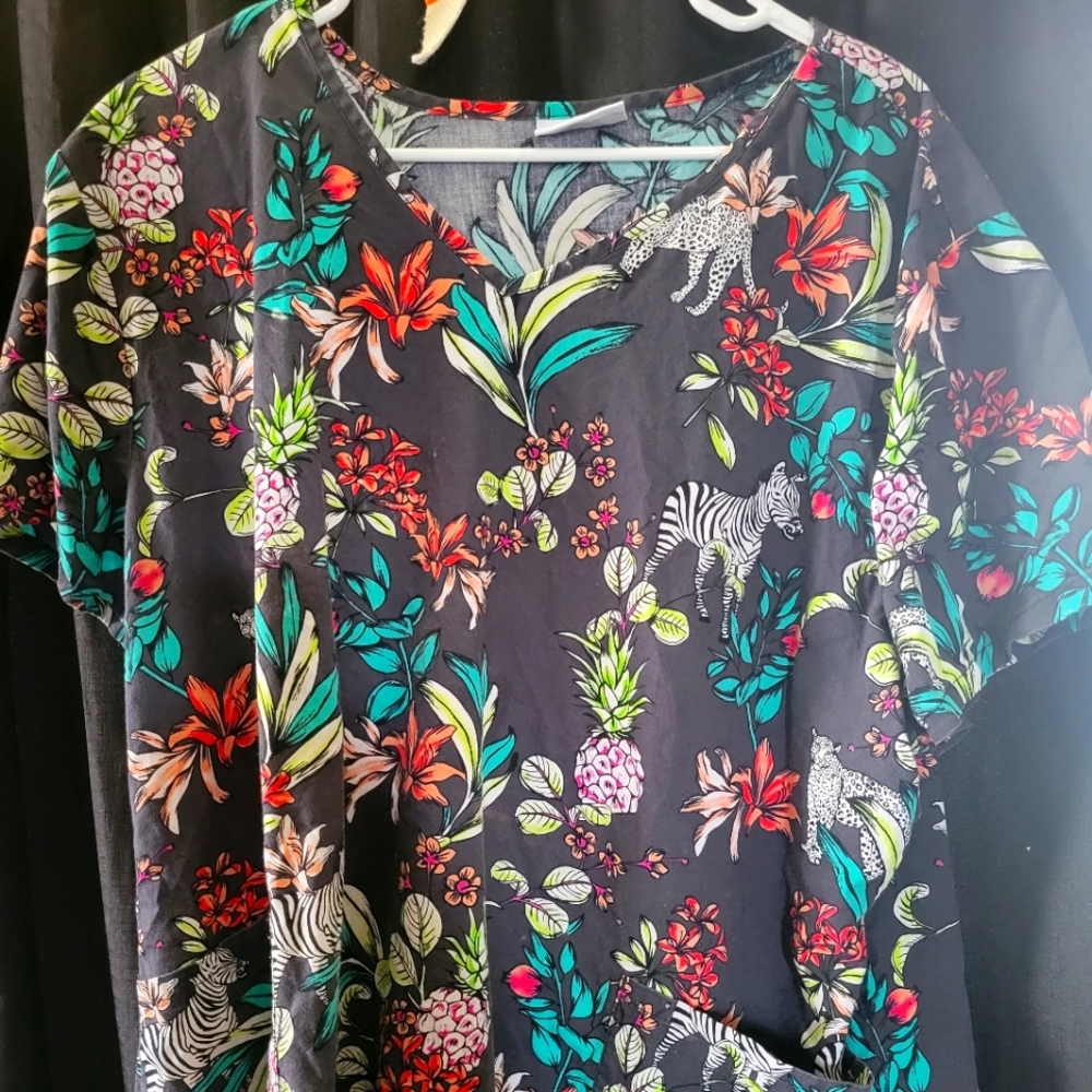 💫3for$20💓XL Scrubs top
